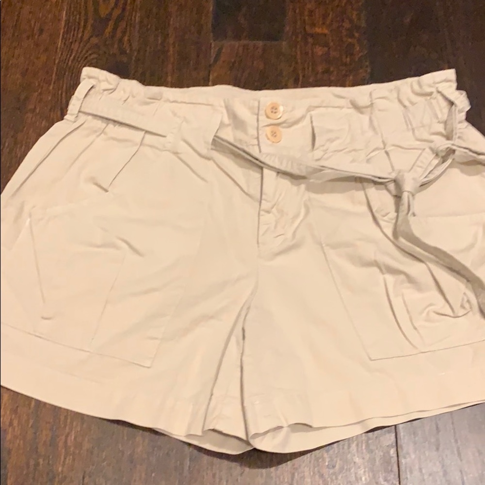 Vince khaki tie shorts
